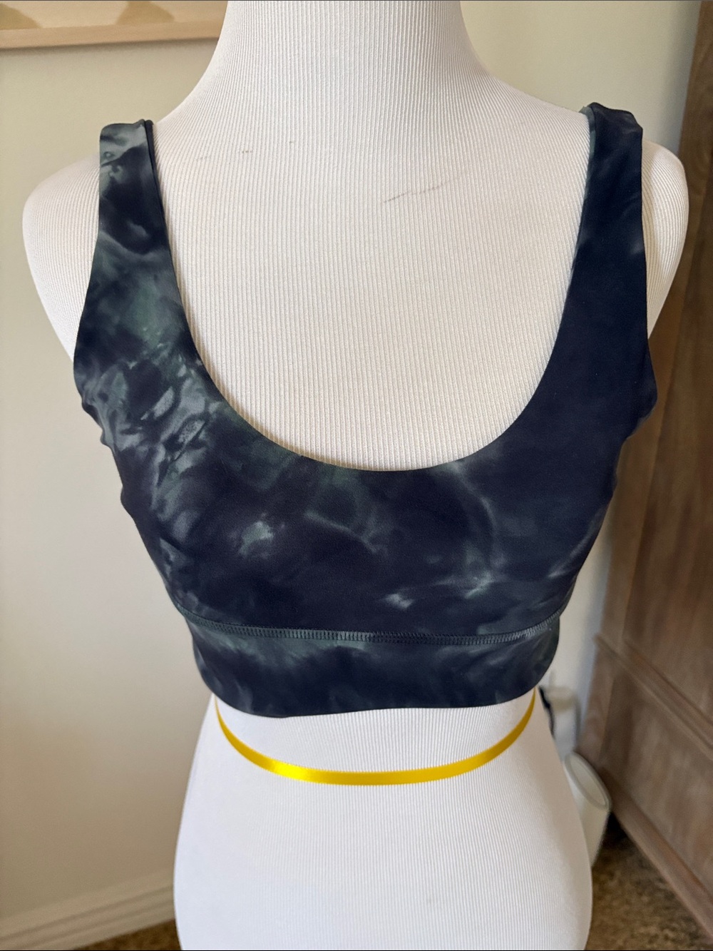 lululemon athletica Black & Dark Green Tie-Dye Scoop Sports Bra